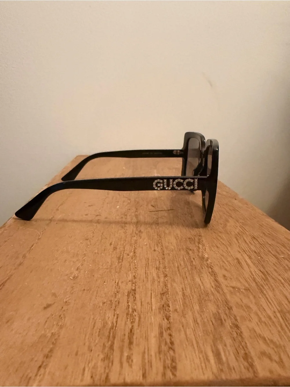 Gucci elegant oversized